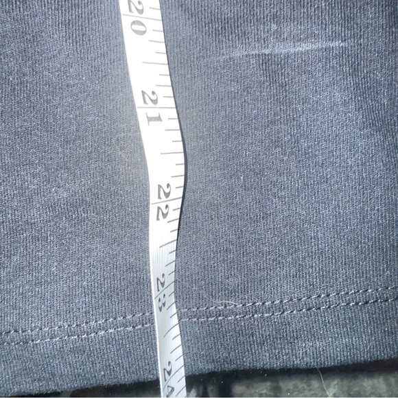 Zadig & Voltaire
Walk Crystal Logo Ringer T-Shirt
NWT xs - Picture 12 of 13